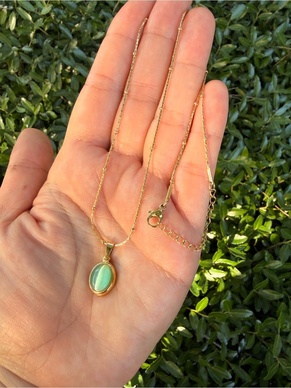 Gold Oval Pendant Necklace with Green Stone - Picture 8 of 9